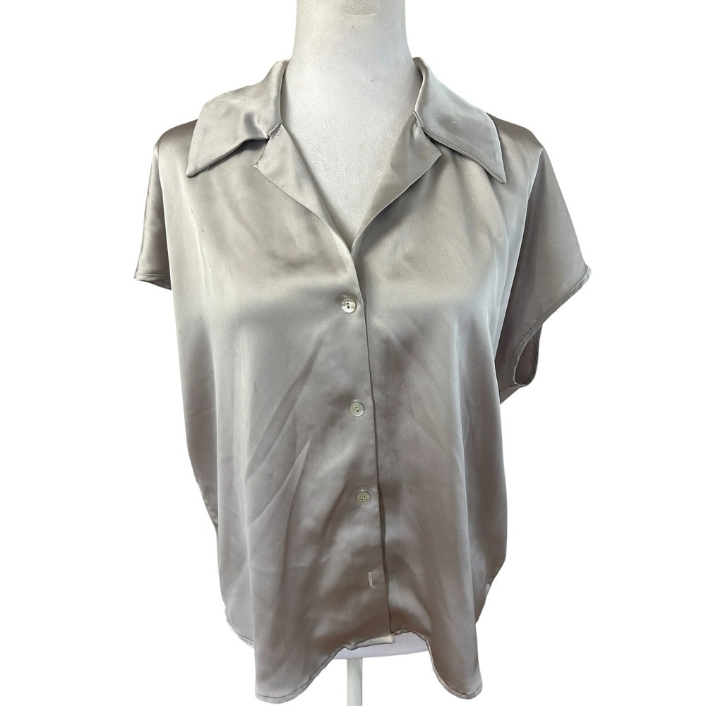 Rachel Zoe Silver Satin Short Sleeve Shirt Professional Business SZ Lg